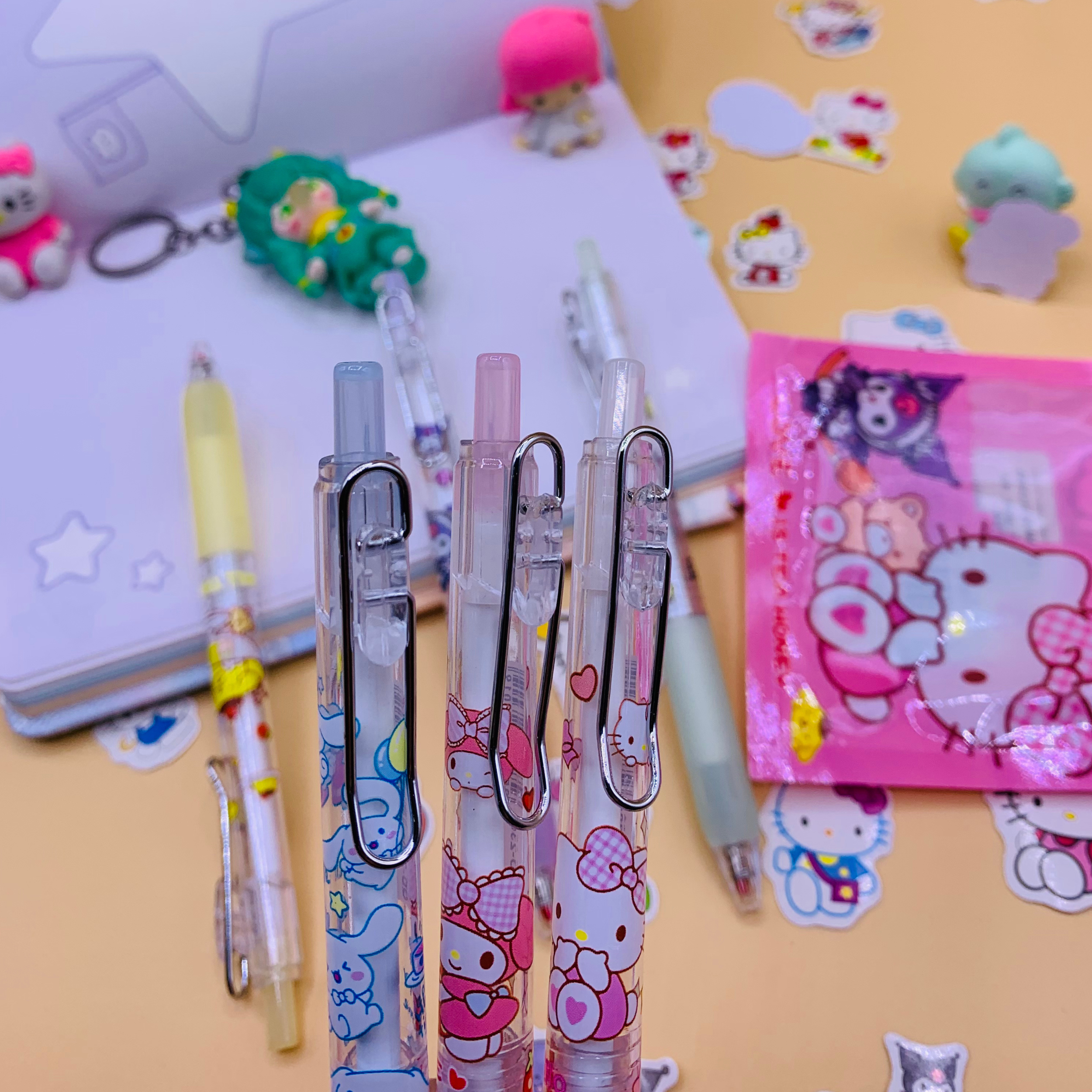 Sanrio Family Metal Hook Grip Gel Pen